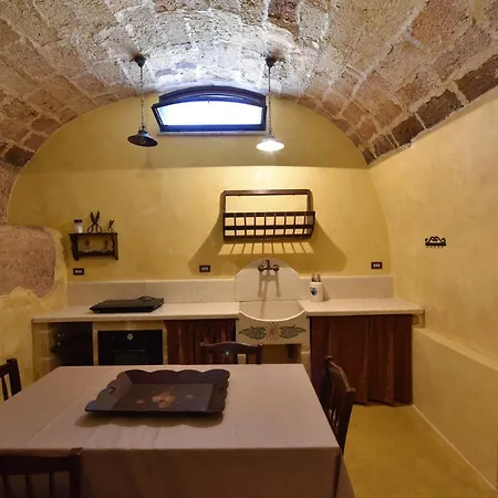 Masseria La Maestà - Dimora Storica * Sannicola