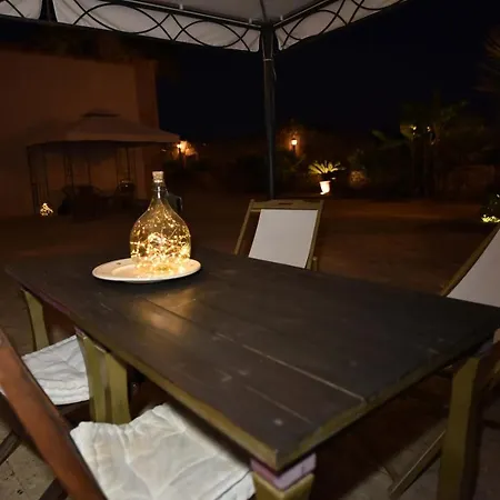 Casa di campagna Masseria La Maestà - Dimora Storica