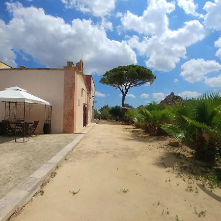 Masseria La Maesta - Ospitalita Rurale Famigliare Landsted Sannicola