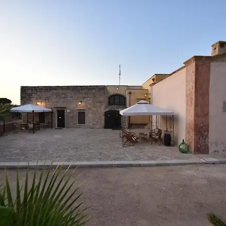 Masseria La Maestà - Dimora Storica Casa di campagna *